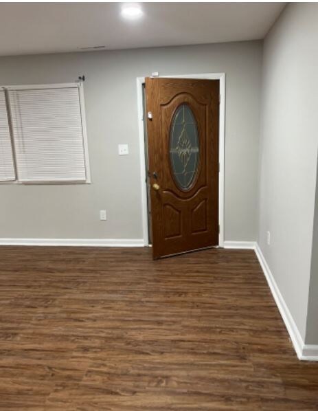 Foto del edificio - 7113 Chamberlain Rd