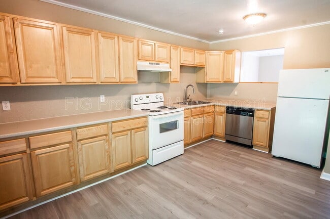 Photo - 113 Louella Dr Apartment