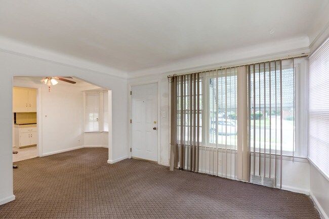 Foto del edificio - 18294 Sunderland Rd