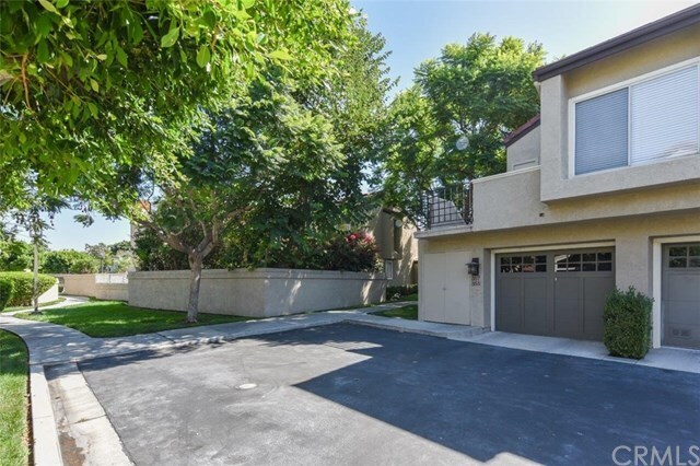 Building Photo - 355 Stanford Ct