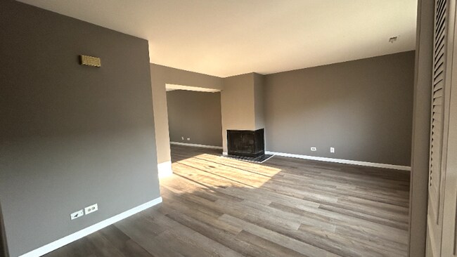 Building Photo - 1011 Bayside Dr