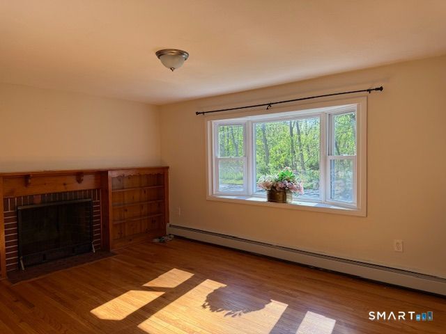 Foto del edificio - 62 Brookdale Ave