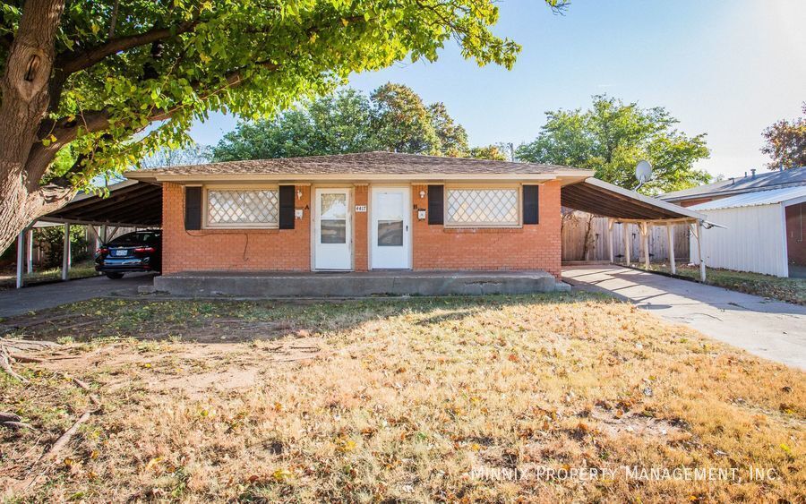 Foto principal - 4421 31st St