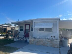 Building Photo - 2132 Kepner Dr