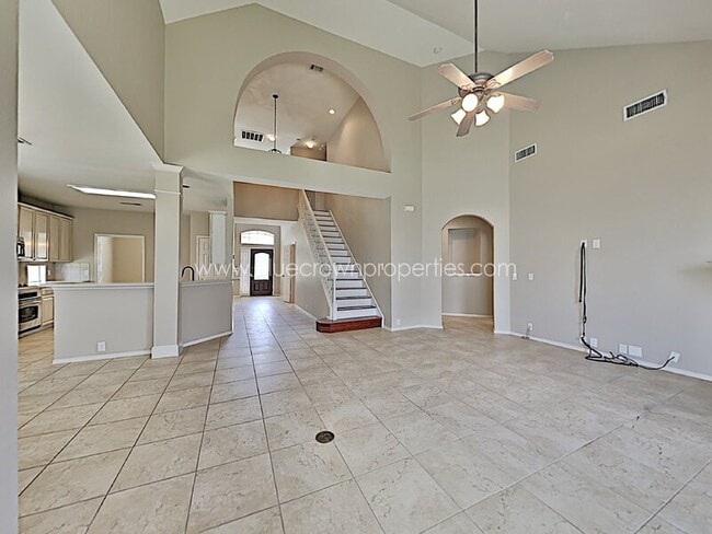 Foto del edificio - 2440 Kingsley Dr