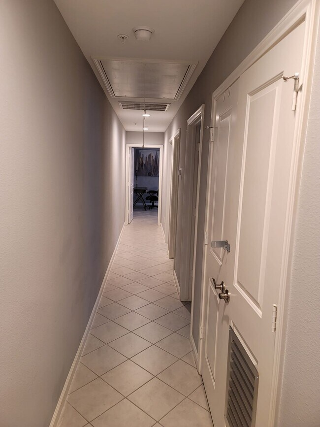 Foto del edificio - 5038 Mallow St