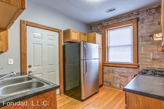 Building Photo - 2754 Harney St