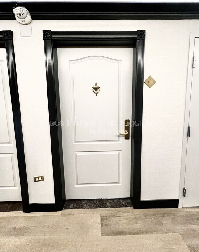 Photo - 1020 15th St Apartment