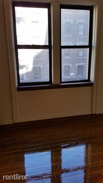Building Photo - 3667 Broadway