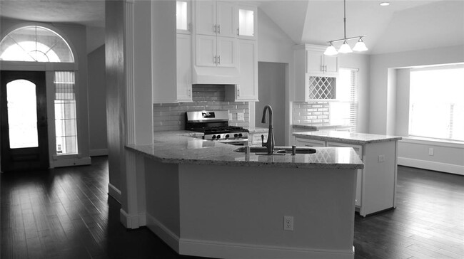 Foto del edificio - 2915 High Canyon Ct