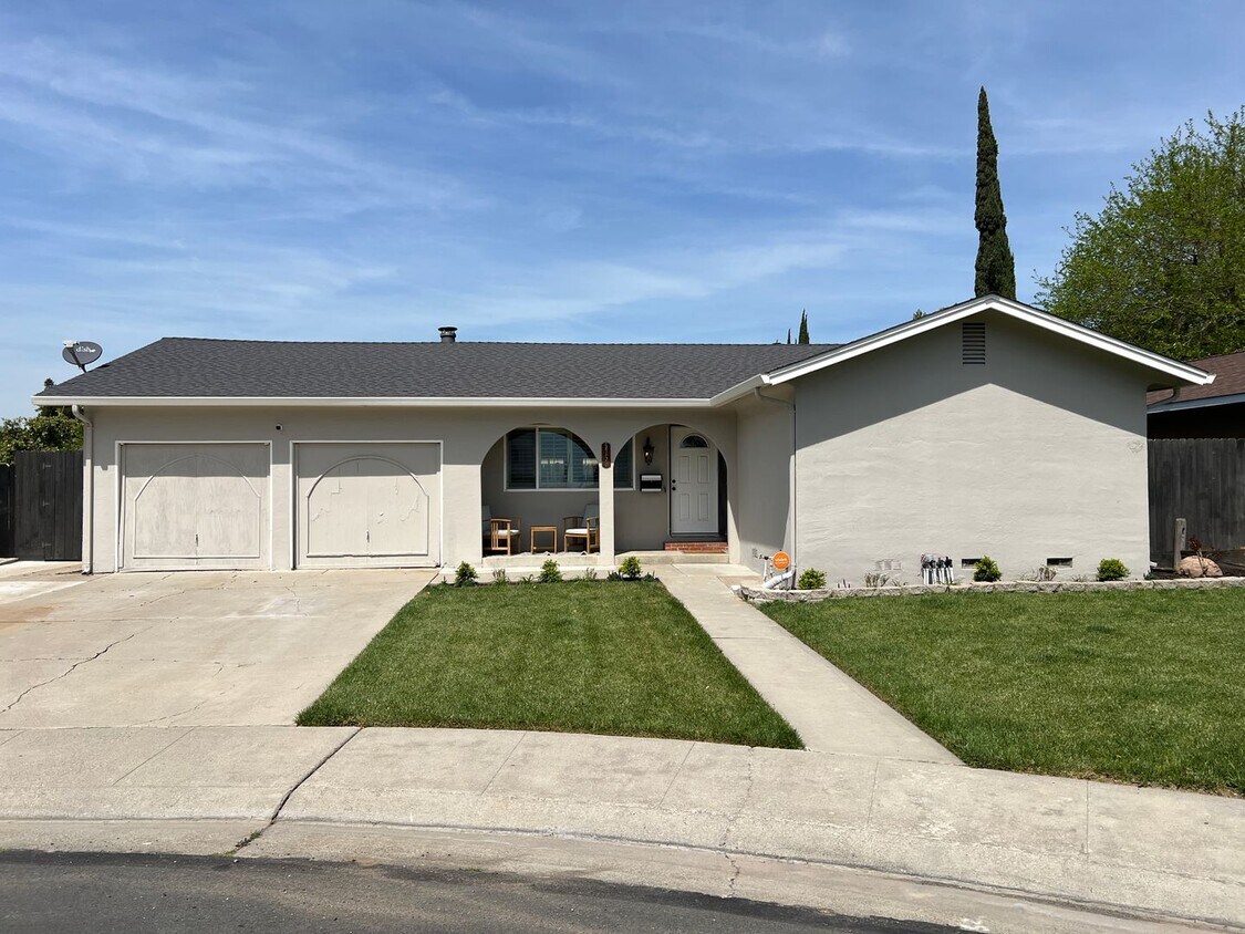 5753 Mohican Dr, Manteca, CA 95336 House Rental in Manteca, CA