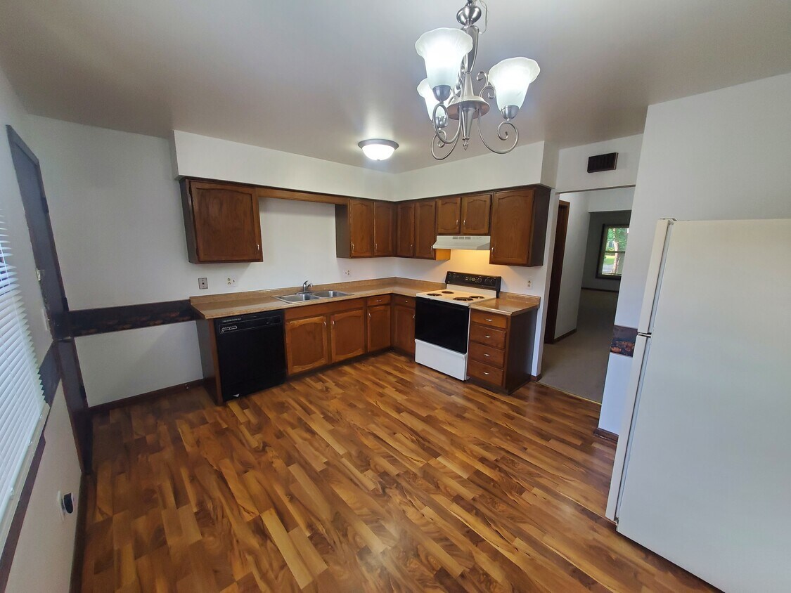 5435 Glenridge Dr Unit 5437, Toledo, OH 43614 Apartments in Toledo