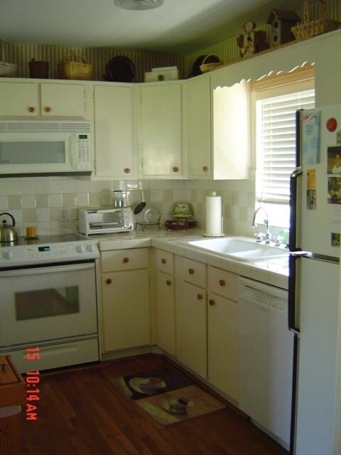 Foto del edificio - 1651 Knollwood Cir