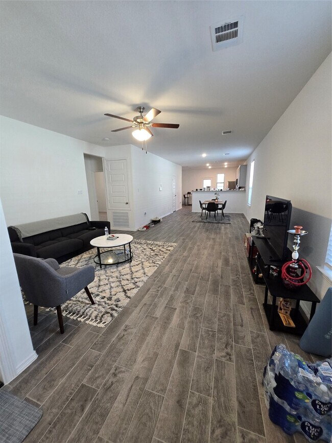 Foto del edificio - 22331 Auburn Cabin Ln