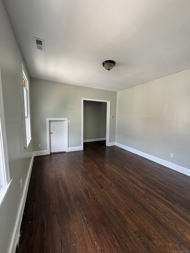 Building Photo - 63 Lombard St