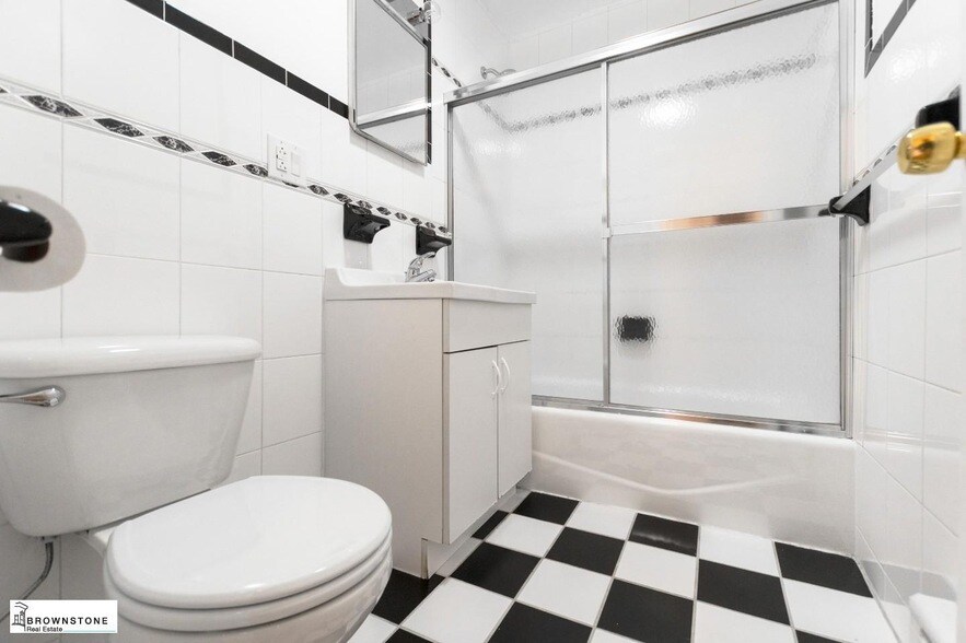 Foto del edificio - 356 Henry St