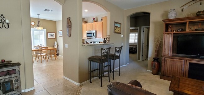 Building Photo - FURNISHED Single Family Home-RATE DISPLAYED IS FOR WINTER SEASON