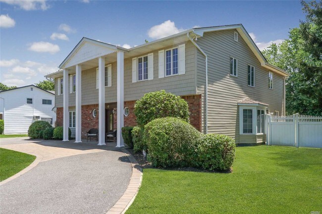 Building Photo - 17 Markwood Ln
