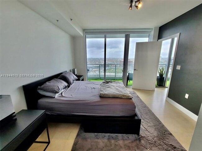 Foto del edificio - 92 SW 3rd St