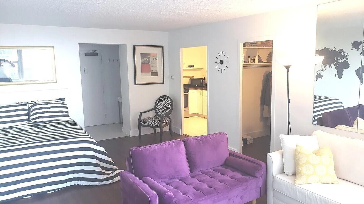 Foto del edificio - 253 E Delaware Pl