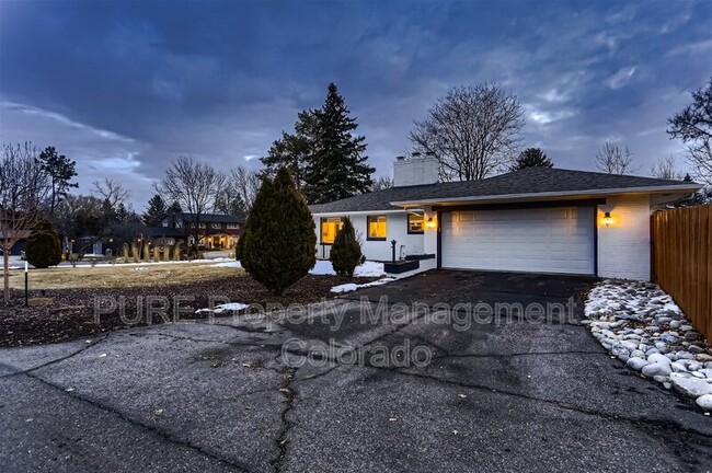 Building Photo - 787 Crescent Ln