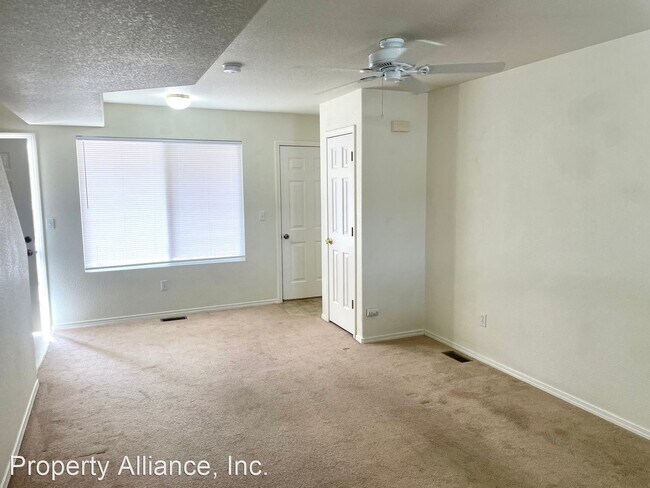 Foto del edificio - 3 br, 2.5 bath House - 7829 Antelope Ridge...