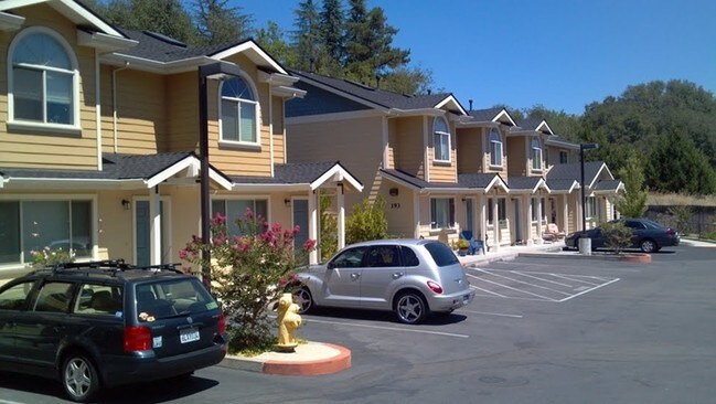 Building Photo - North Fork Apartments