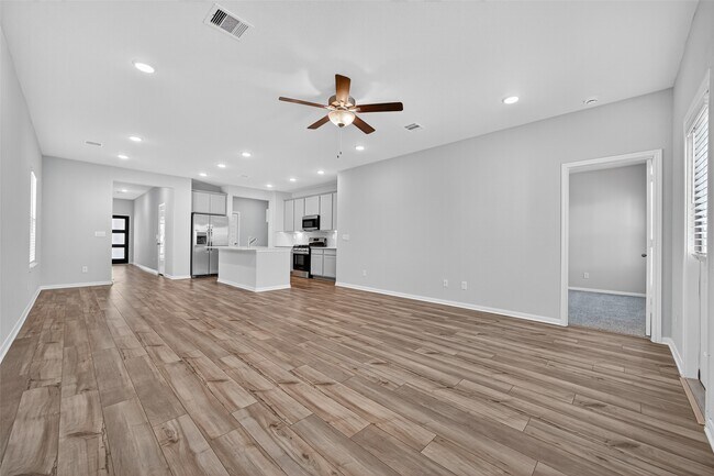 Foto del edificio - 8489 Sweet Cherry Ln
