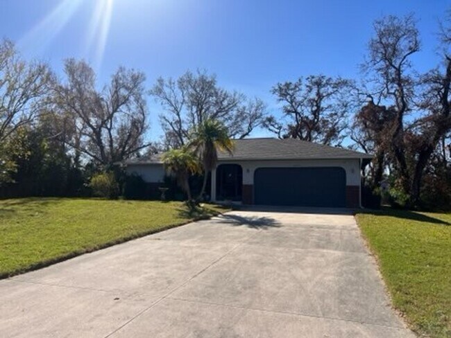 Foto del edificio - Bring your dog!  2 bedroom, 2 bath, Single family home in South Venice