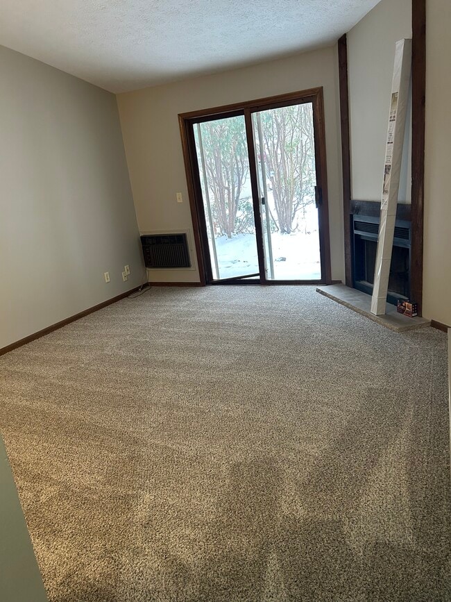 Building Photo - 4109 Applewood Ln