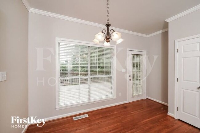 Foto del edificio - 3029 Weatherford Dr