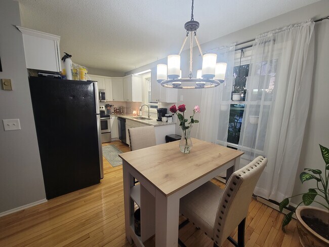 Dining Room - 3603 Chicago Ave