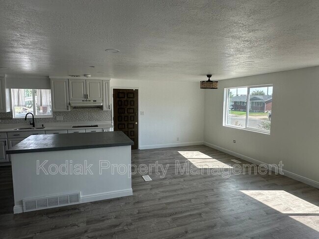 Foto del edificio - 444 Owens St