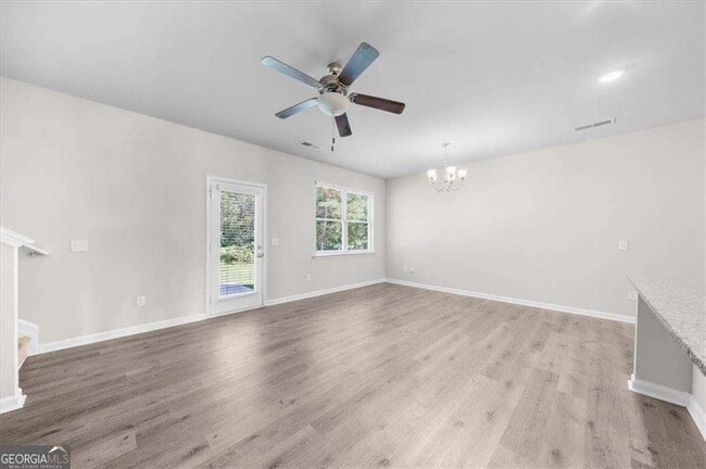 Building Photo - 204 Vickery Ln