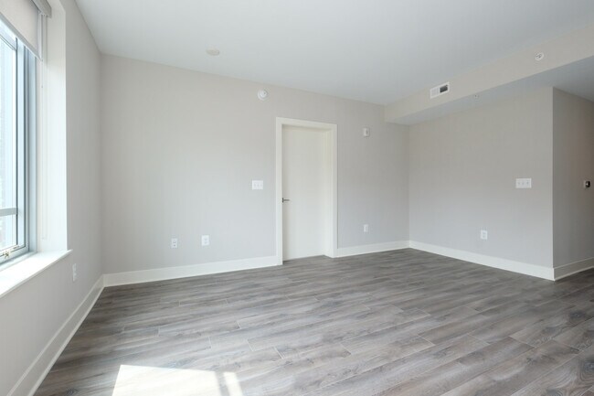 Building Photo - 1311 13th St NW