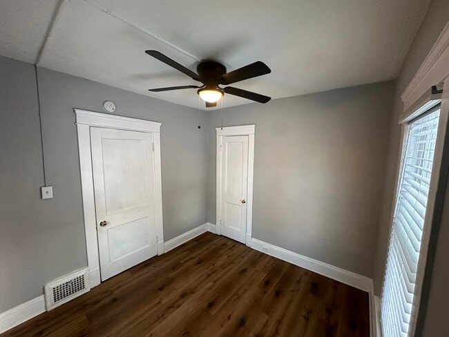 Foto del edificio - 4408 Alpha Ave