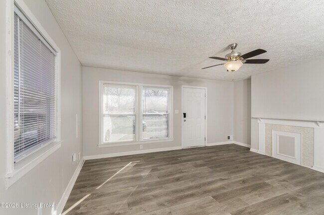 Foto del edificio - 3901 Smallboat Ct