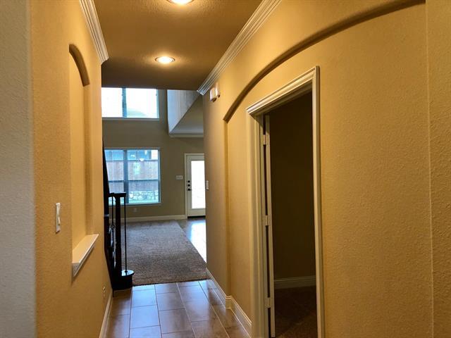 Building Photo - 16020 Gladewater Terrace