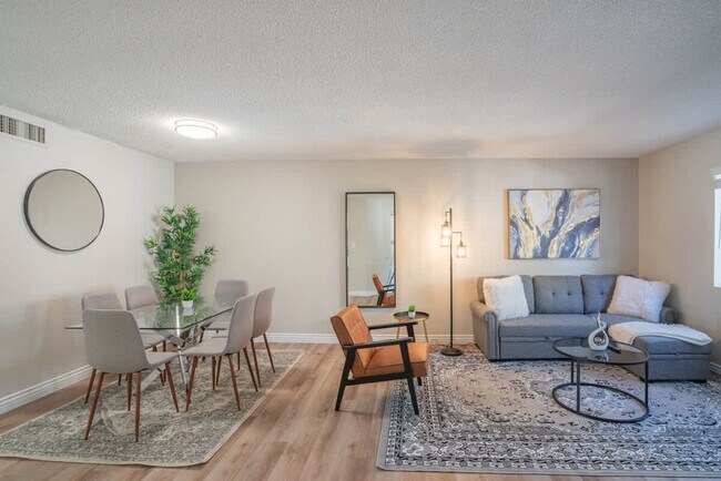 Foto del edificio - 8550 E McDowell Rd