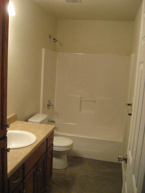 Foto del edificio - SMITHVILLE - COZY 2 BEDROOM 2 BATH - DUPLEX!!