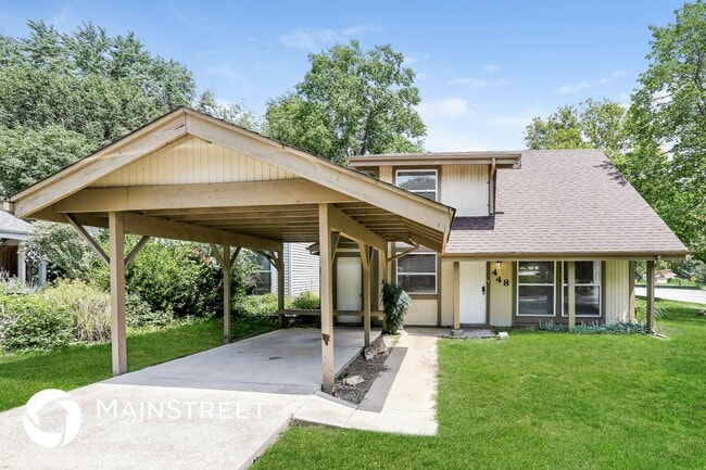 Building Photo - 448 Far Hill Dr