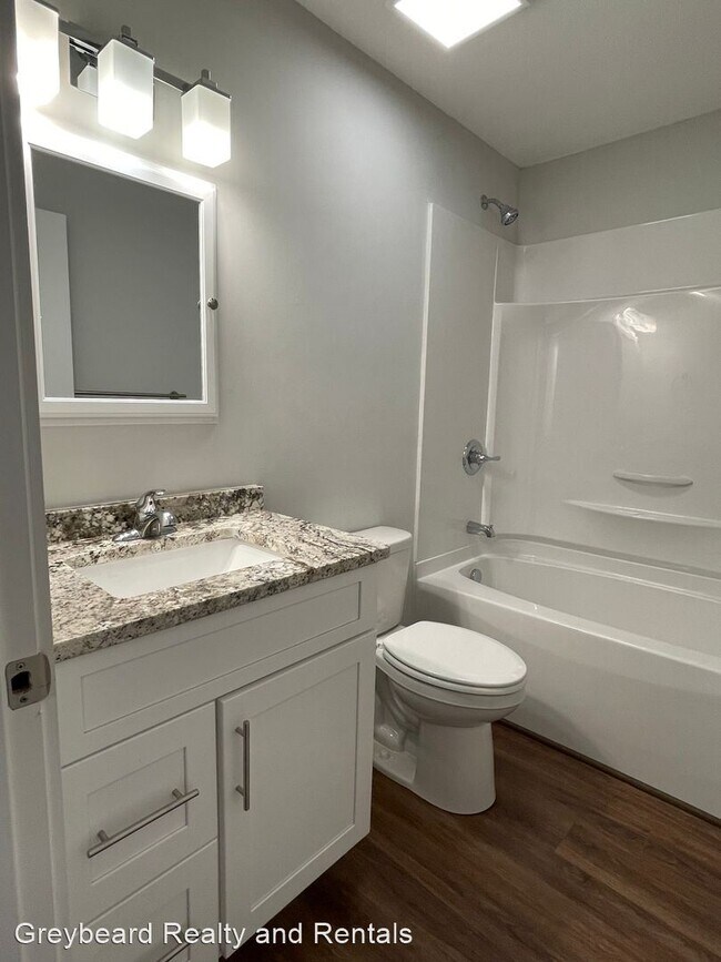 Building Photo - 2 br, 1 bath House - 360 Genesis Circle Ap...
