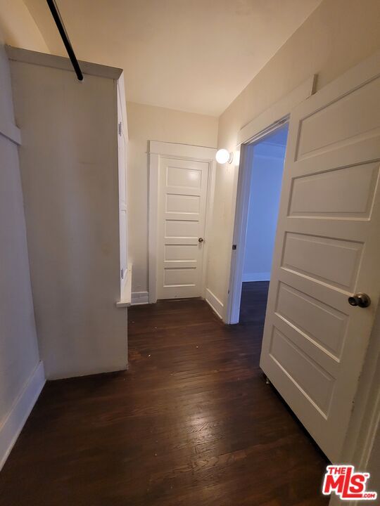Building Photo - 2934 1/2 Normandie Ave