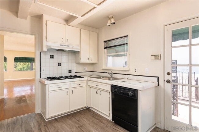 Foto del edificio - 4516 Van Dyke Ave