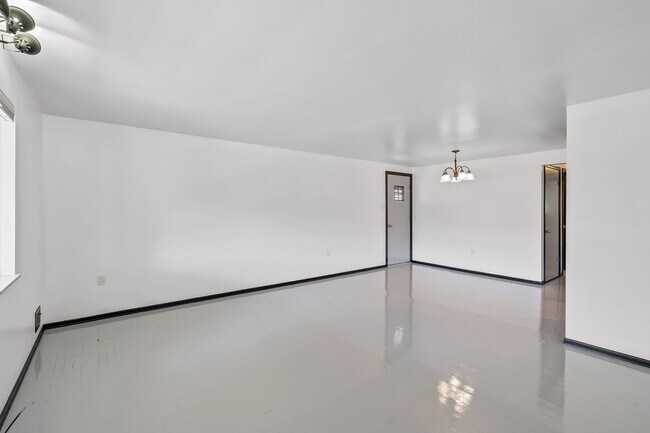 Foto del edificio - 114 Van Wyck Ave