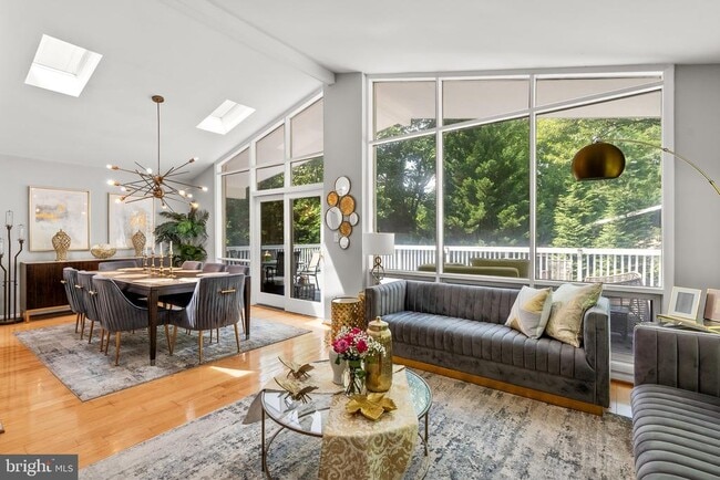 Foto del edificio - 7713 Arrowood Ct