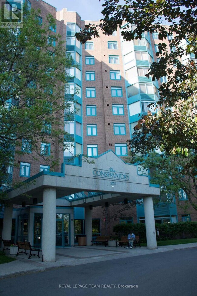 Building Photo - 1025 Grenon Ave