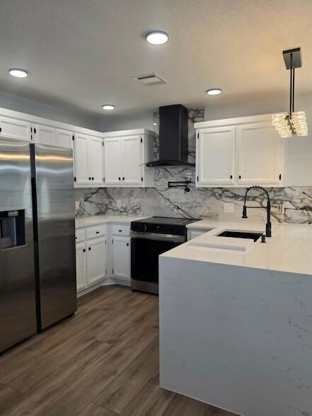 Building Photo - 845 Topaz Ln
