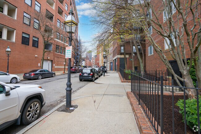Contexto a nivel del suelo - 350 North St