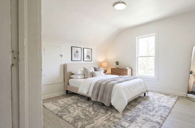 Building Photo - 3 bedroom 2 bathroom single family home | section 8 and EDEN welcomed